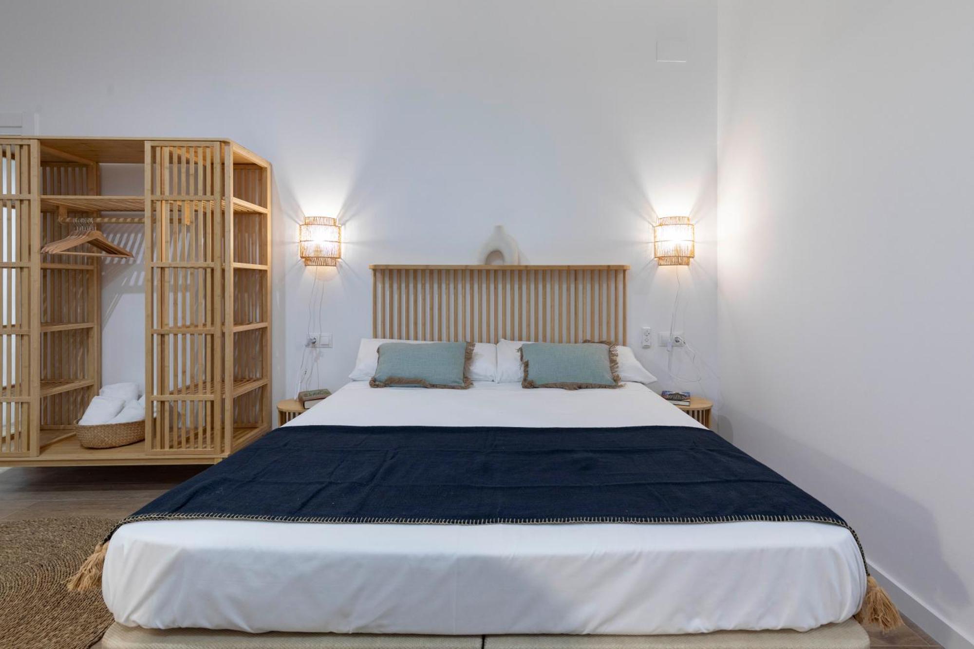 Travel Habitat Mediterranean Suites Βαλένθια Εξωτερικό φωτογραφία