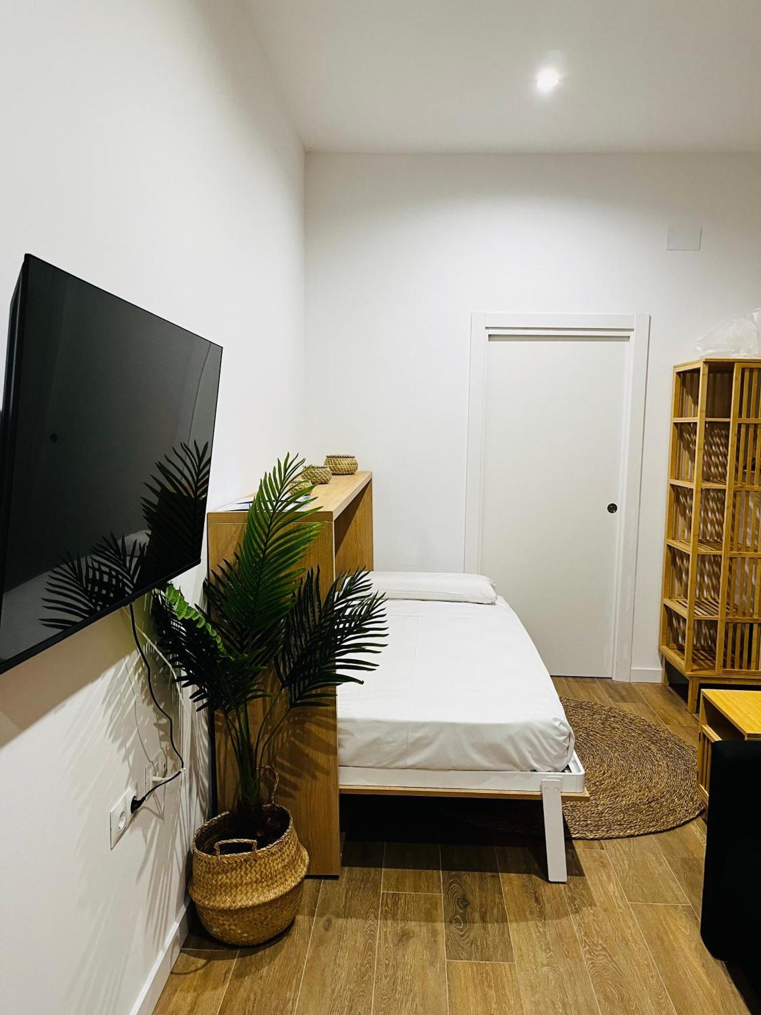 Travel Habitat Mediterranean Suites Βαλένθια Εξωτερικό φωτογραφία
