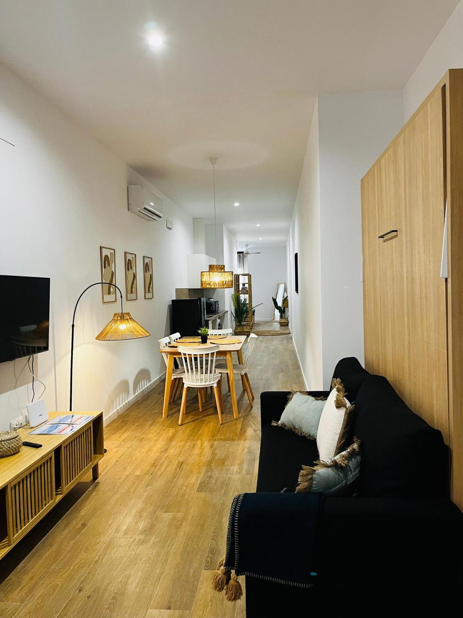 Travel Habitat Mediterranean Suites Βαλένθια Εξωτερικό φωτογραφία