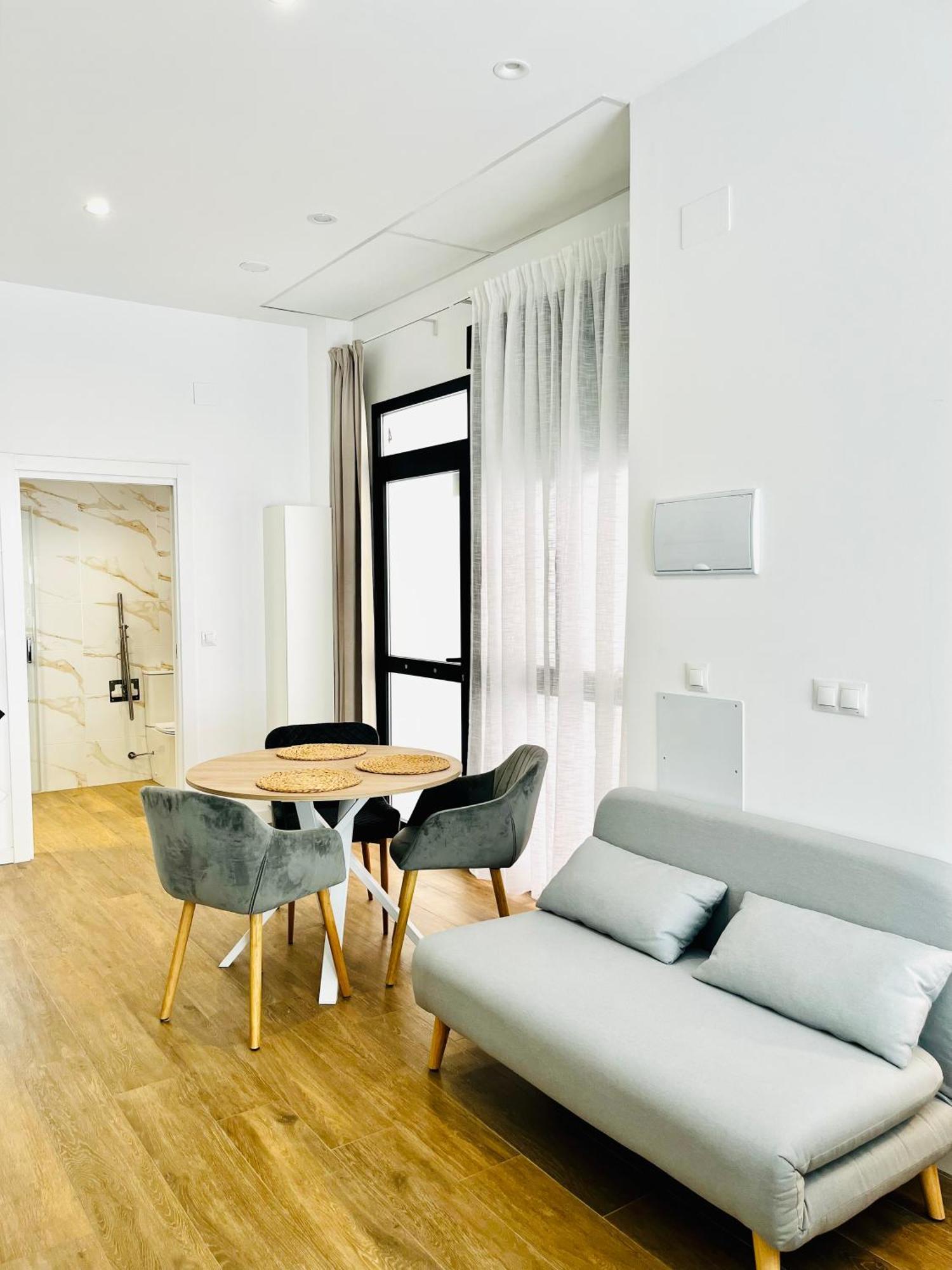 Travel Habitat Mediterranean Suites Βαλένθια Δωμάτιο φωτογραφία